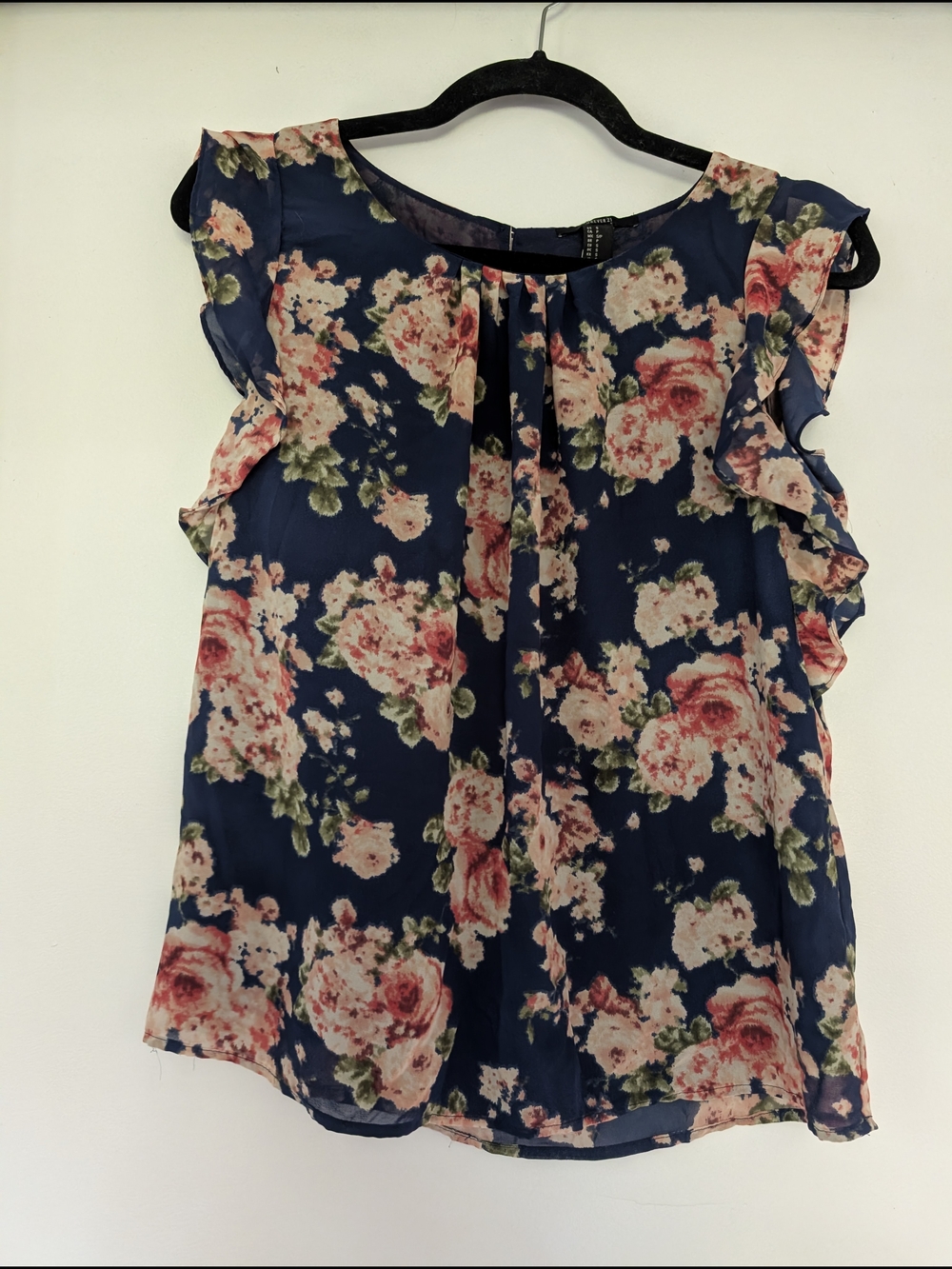Forever 21 Navy Floral Ruffle Sleeve Blouse